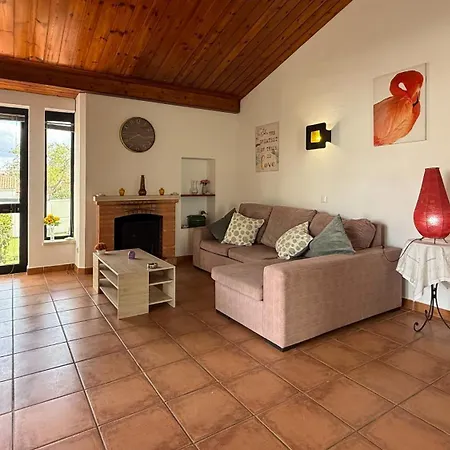 Moradia T2 Jacaranda Semesterbostad