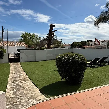 Semesterbostad Moradia T2 Jacaranda